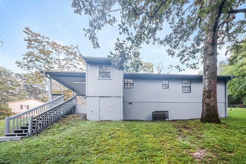 1,850/Mo, 5808 Christon Circle Pinson, AL 35126 Rear View