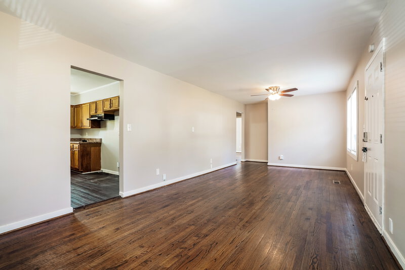 1,050/Mo, 1340 5th Place NW Birmingham, AL 35215 Dining Room View