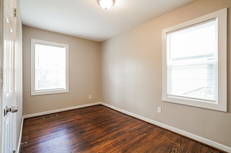 1,050/Mo, 1340 5th Place NW Birmingham, AL 35215 Bedroom View 2