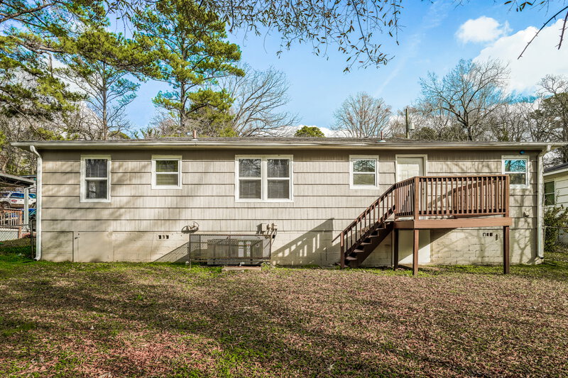 1,050/Mo, 1340 5th Place NW Birmingham, AL 35215 Rear View