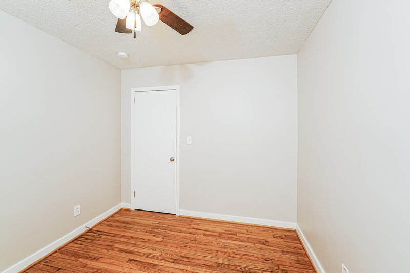 1,040/Mo, 237 Garden Ln Birmingham, AL 35215 Bedroom View 4