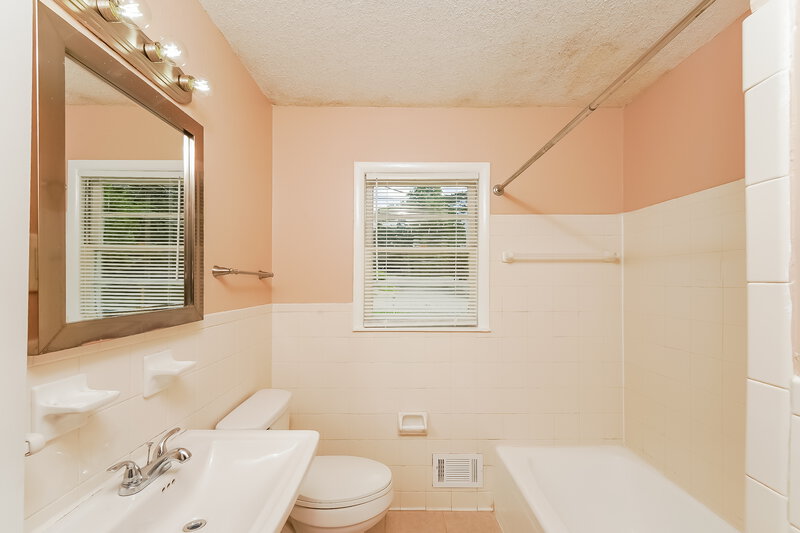 1,620/Mo, 417 NE 19th Terrace Center Point, AL 35215 Misc View 18