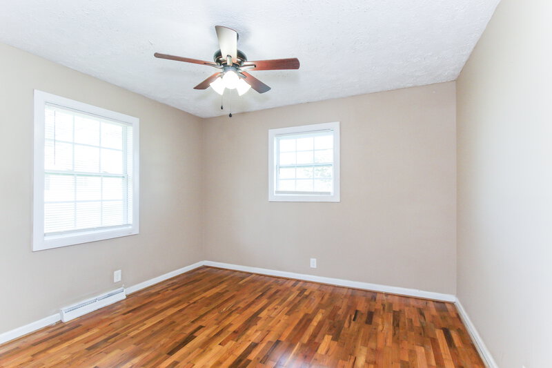 1,460/Mo, 913 5th Way Pleasant Grove, AL 35127 Bedroom View 2