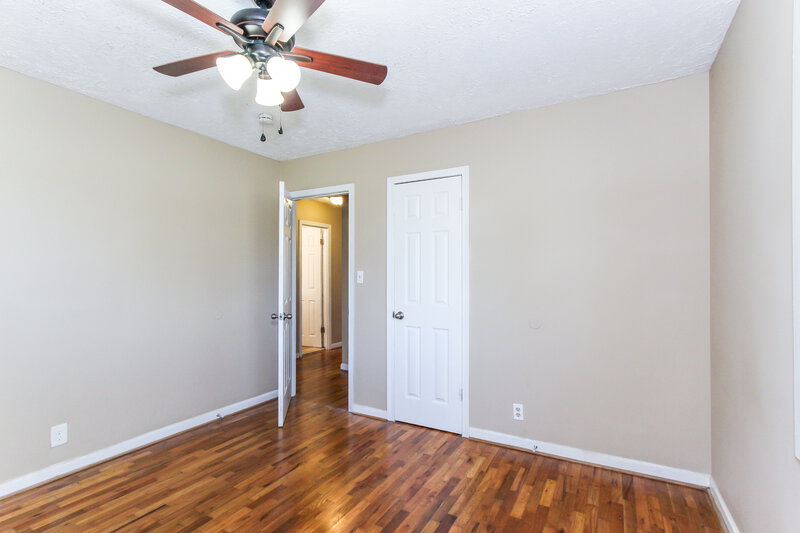 1,460/Mo, 913 5th Way Pleasant Grove, AL 35127 Bedroom View 3
