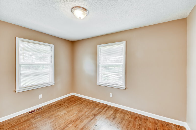 1,260/Mo, 111 Meadowood Avenue Hueytown, AL 35023 Bedroom View 4