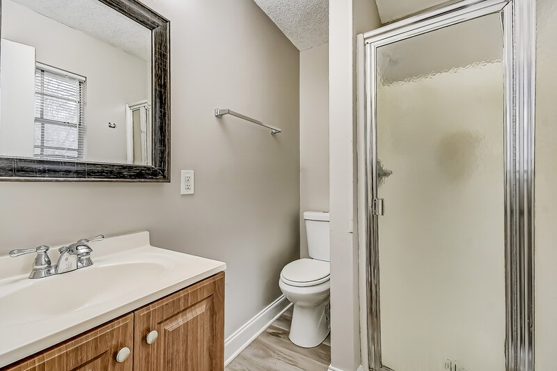 1,290/Mo, 6994 Hopewell Road Bessemer, AL 35022 Bathroom View