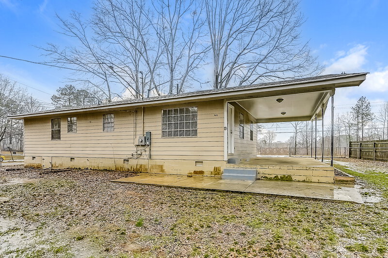 1,290/Mo, 6994 Hopewell Road Bessemer, AL 35022 Rear View 2