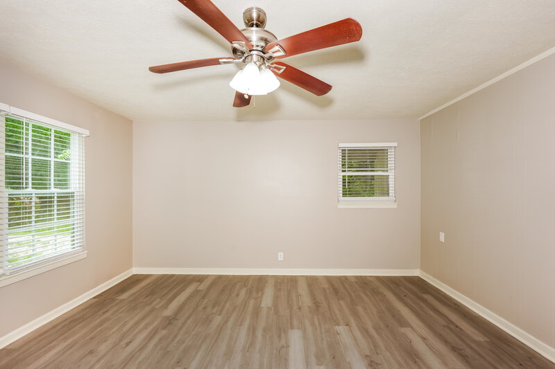 1,195/Mo, 1722 Rogina Drive Fultondale, AL 35068 Main Bedroom View 2