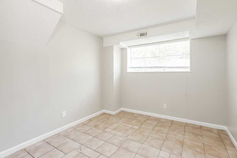 2,060/Mo, 2561 Gaylon St Birmingham, AL 35235 Basement View