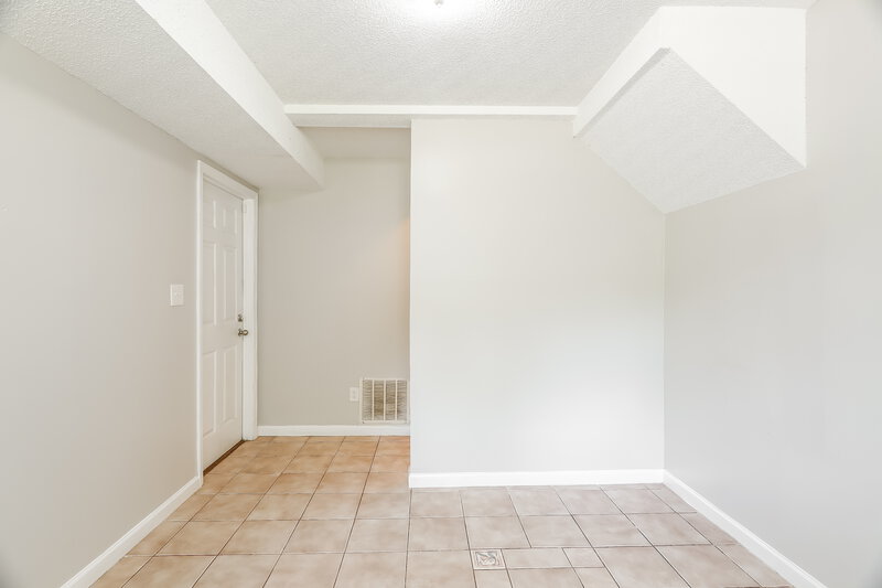 2,060/Mo, 2561 Gaylon St Birmingham, AL 35235 Basement View 2