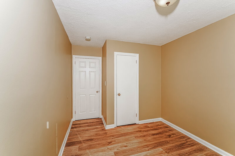 1,150/Mo, 9601 Red Lane Drive Birmingham, AL 35215 Bedroom View