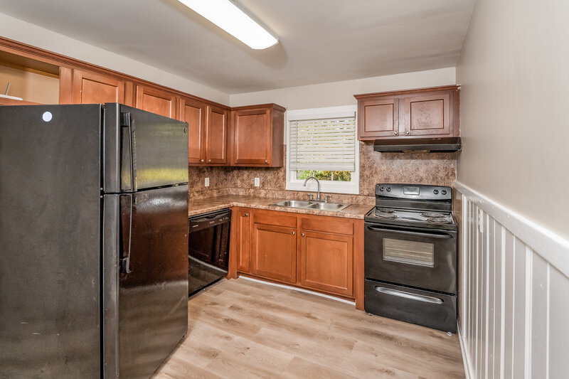 1,220/Mo, 924 Charles Court Birmingham, AL 35215 Misc View 5