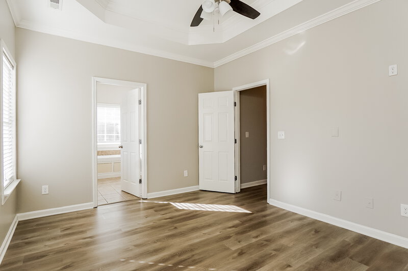 1,575/Mo, 147 Bonnieville Drive Calera, AL 35040 Main Bedroom View