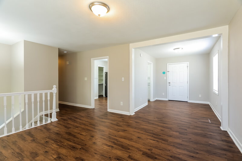 1,520/Mo, 909 Country View Drive Birmingham, AL 35215 Living Room View