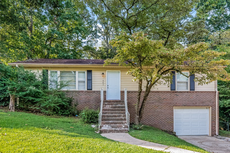 1,105/Mo, 541 NW 26th Ave Center Point, AL 35215 External View