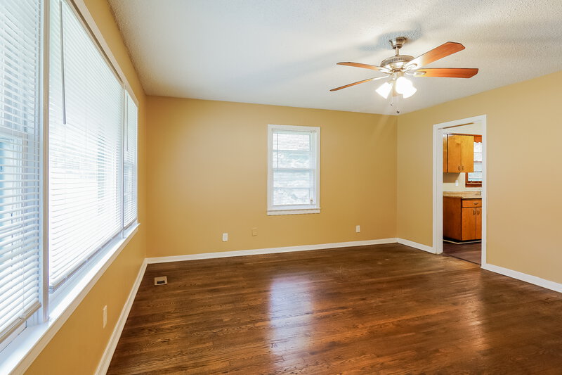 1,095/Mo, 1221 27Th Ave HUEYTOWN, AL 35023 Misc View 3