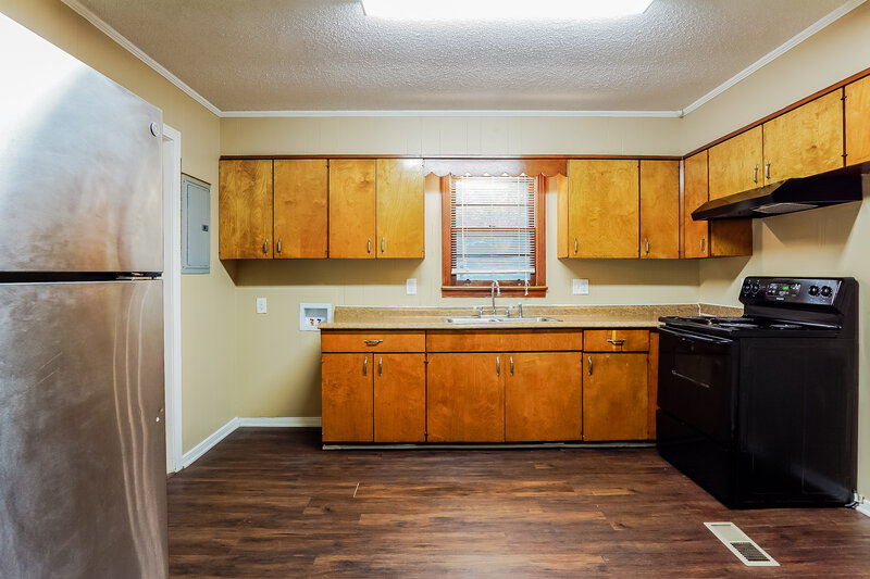 1,095/Mo, 1221 27Th Ave HUEYTOWN, AL 35023 Misc View 4