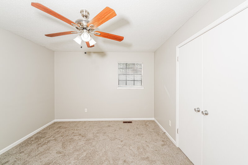 1,600/Mo, 933 Edwards Lake Road Birmingham, AL 35235 Main Bedroom View