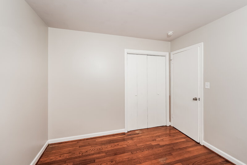 1,065/Mo, 828 Five Mile Road Birmingham, AL 35215 Bedroom View 3