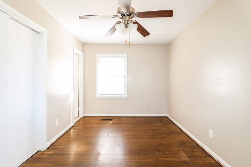 1,730/Mo, 208 Sam Pate Drive Birmingham, AL 35215 Bedroom View
