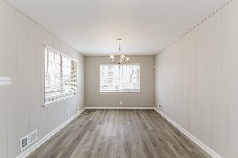 1,500/Mo, 201 Opal Ave Hueytown, AL 35023 Dining Room View