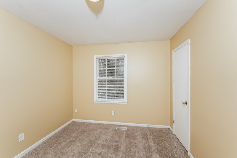 2,060/Mo, 1700 Serene Drive Center Point, AL 35215 Bedroom View 3