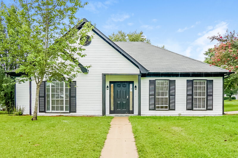 1,850/Mo, 215 Dolphin Court Alabaster, AL 35007 External View