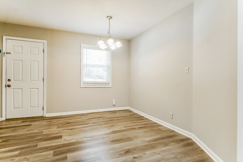 1,435/Mo, 2026 Progress Street Birmingham, AL 35207 Dining Room View