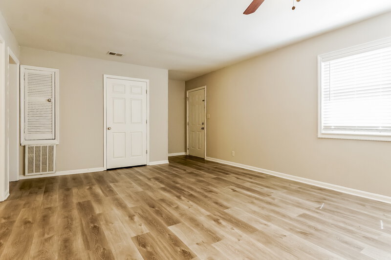 1,435/Mo, 2026 Progress Street Birmingham, AL 35207 Bedroom View 3
