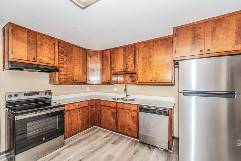 1,535/Mo, 901 Eldorado Dr BIRMINGHAM, AL 35235 Kitchen View