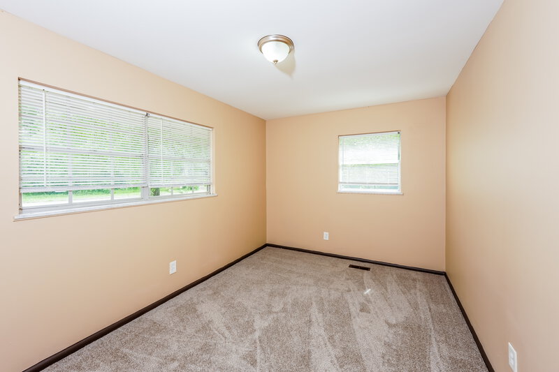 1,420/Mo, 901 Eldorado Dr BIRMINGHAM, AL 35235 Bedroom View 2