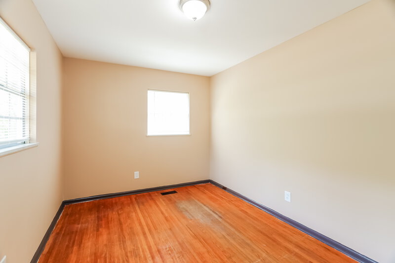 1,595/Mo, 901 Eldorado Dr BIRMINGHAM, AL 35235 Bedroom View 3