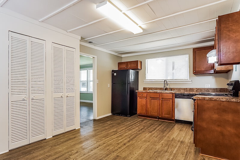 1,100/Mo, 328 Pleasant Valley Drive Tarrant, AL 35217 Misc View 7