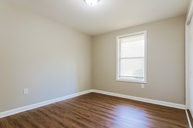 1,100/Mo, 328 Pleasant Valley Drive Tarrant, AL 35217 Misc View 10