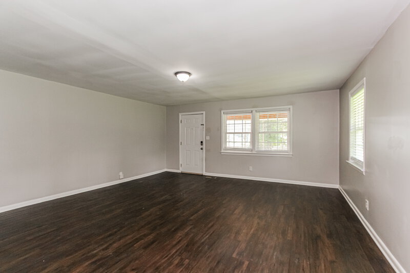 1,210/Mo, 1116 Hayes Rd ADAMSVILLE, AL 35005 Living Room View