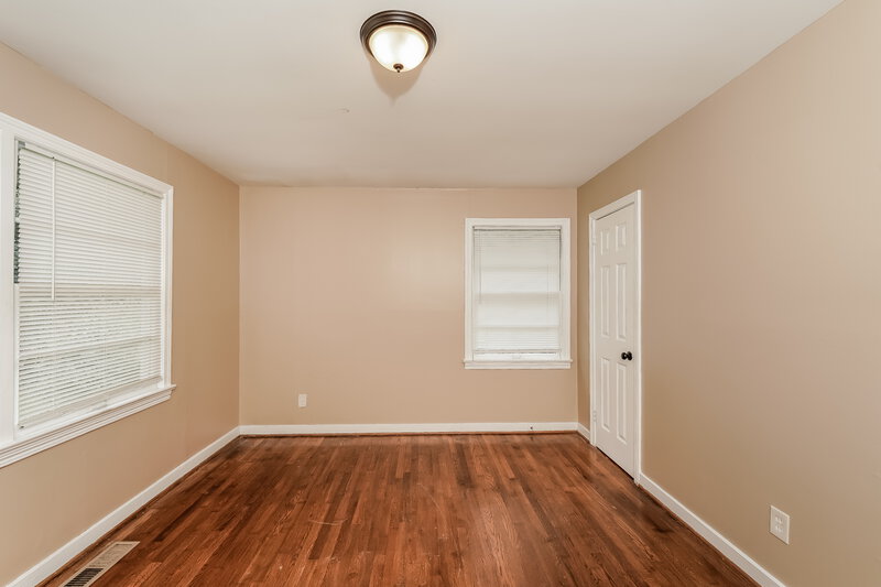 1,635/Mo, 1001 Park Pl BIRMINGHAM, AL 35215 Bedroom View