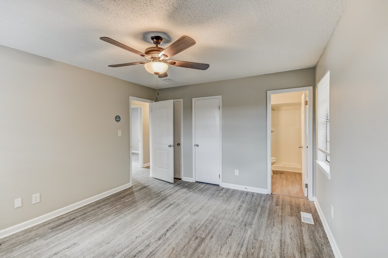 1,430/Mo, 5408 Ponce De Leon Circle Clay, AL 35126 Main Bedroom View 2