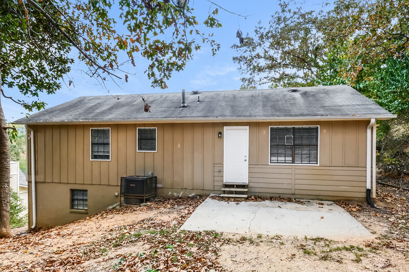 1,430/Mo, 5408 Ponce De Leon Circle Clay, AL 35126 Rear View