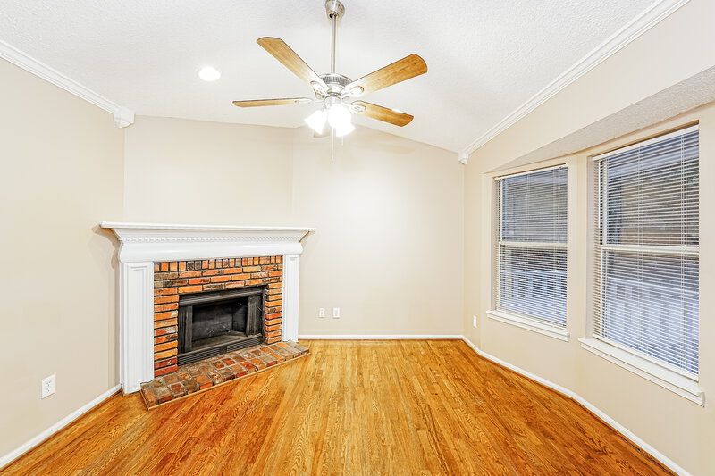 1,350/Mo, 5837 Janet Drive Clay, AL 35173 Living Room View