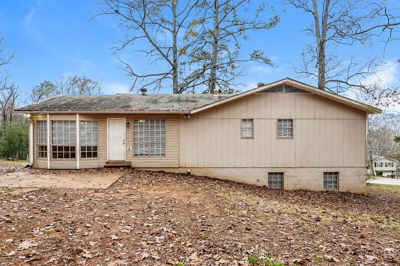 2,010/Mo, 5839 Brenda Drive Clay, AL 35173 Rear View