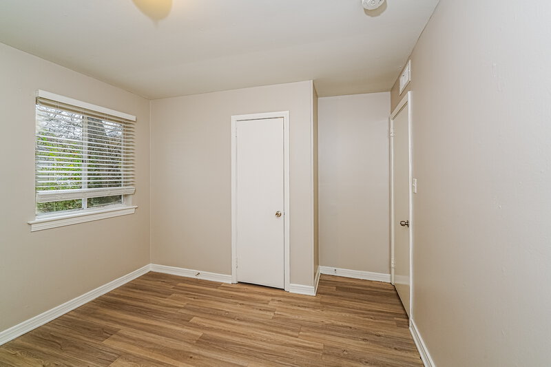 1,060/Mo, 209 Woodward Drive Hueytown, AL 35023 Bedroom View 3