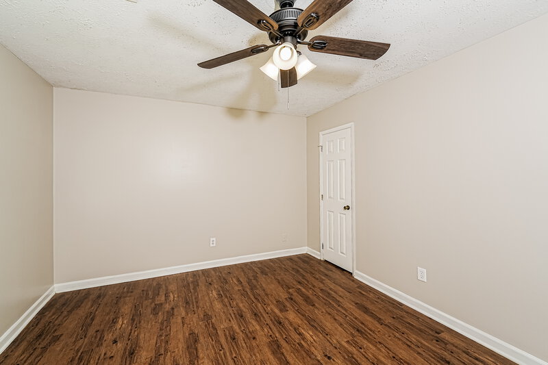 1,520/Mo, 5124 Rye Circle Helena, AL 35080 Main Bedroom View