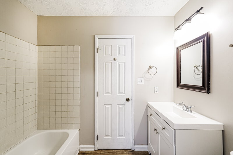 1,520/Mo, 5124 Rye Circle Helena, AL 35080 Bathroom View