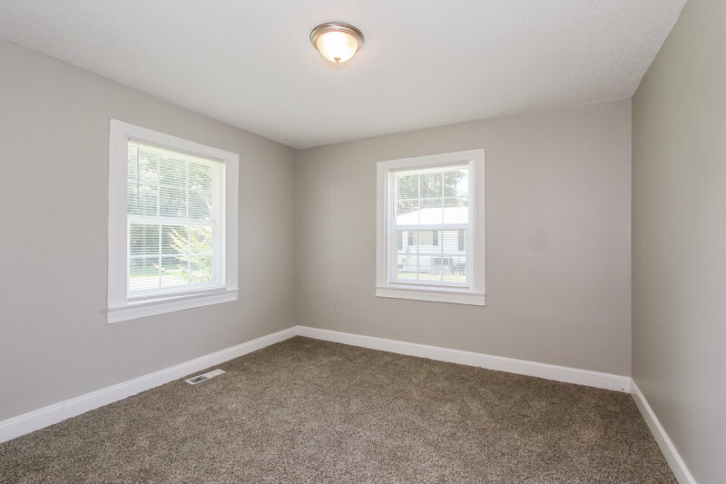 960/Mo, 3004 Forestdale Boulevard Adamsville, AL 35005 Bedroom View