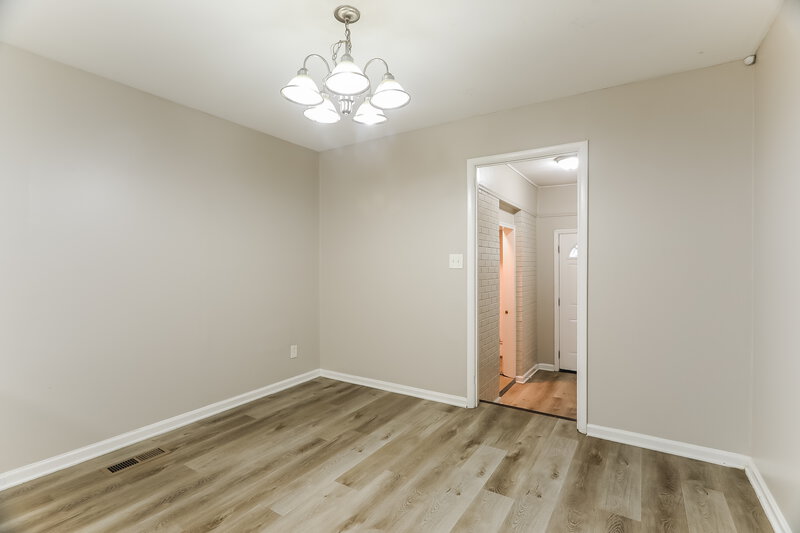 0/Mo, 405 NW 13th Court Center Point, AL 35215 Dining Room View