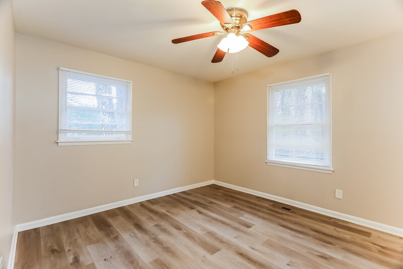 0/Mo, 405 NW 13th Court Center Point, AL 35215 Main Bedroom View