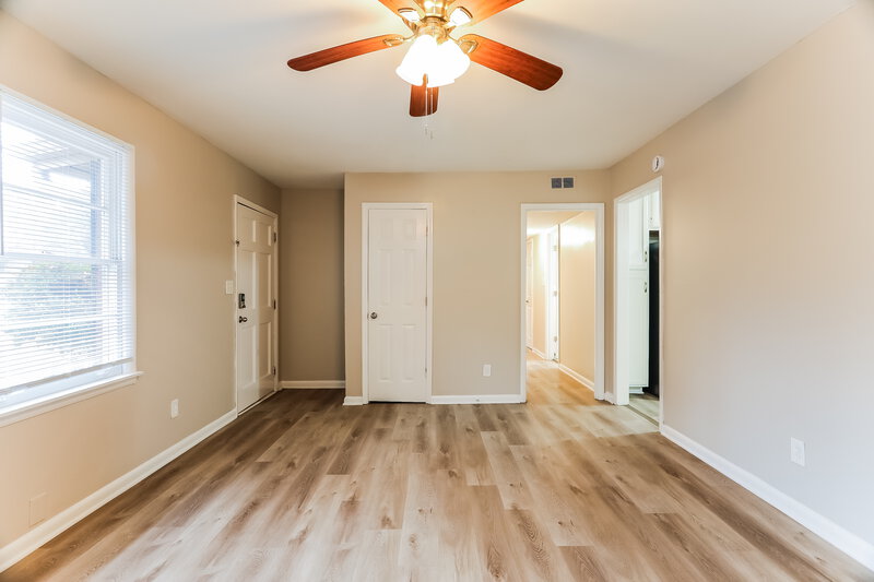 0/Mo, 405 NW 13th Court Center Point, AL 35215 Main Bedroom View 2