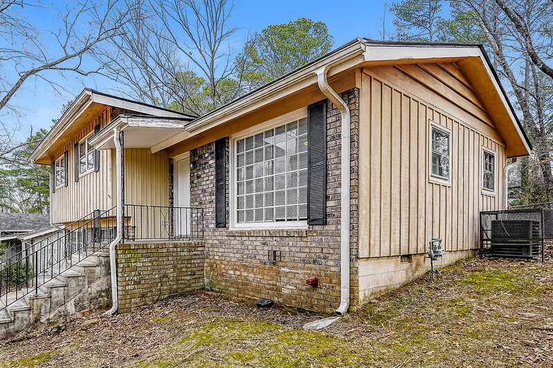 1,610/Mo, 1021 Dawn Dr BIRMINGHAM, AL 35235 Front View