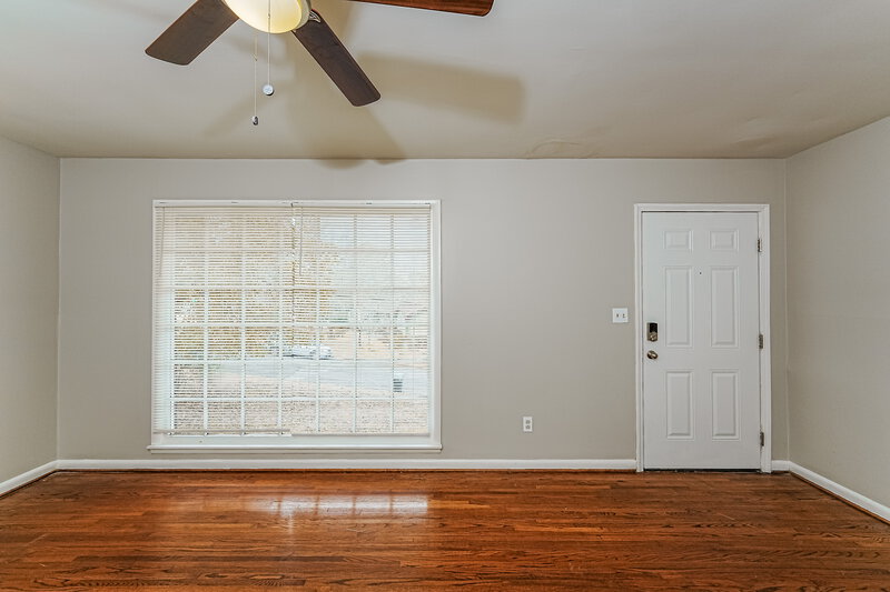 1,610/Mo, 1021 Dawn Dr BIRMINGHAM, AL 35235 Living Room View