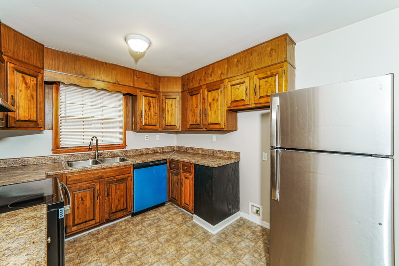 1,610/Mo, 1021 Dawn Dr BIRMINGHAM, AL 35235 Kitchen View